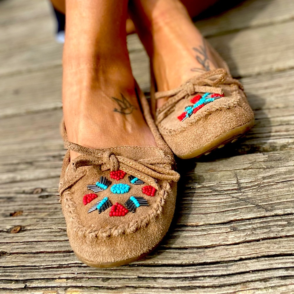 Minnetonka Moccasins Size 7.5